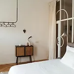 Luxury Apartment, Bathtub View To The Main Square Appartement