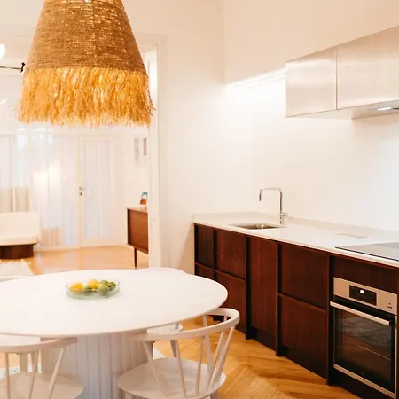 Luxury Apartment, Bathtub View To The Main Square Lägenhet *