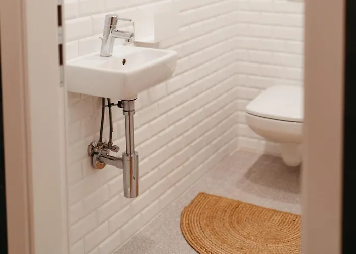 Luxury Apartment, Bathtub View To The Main Square *